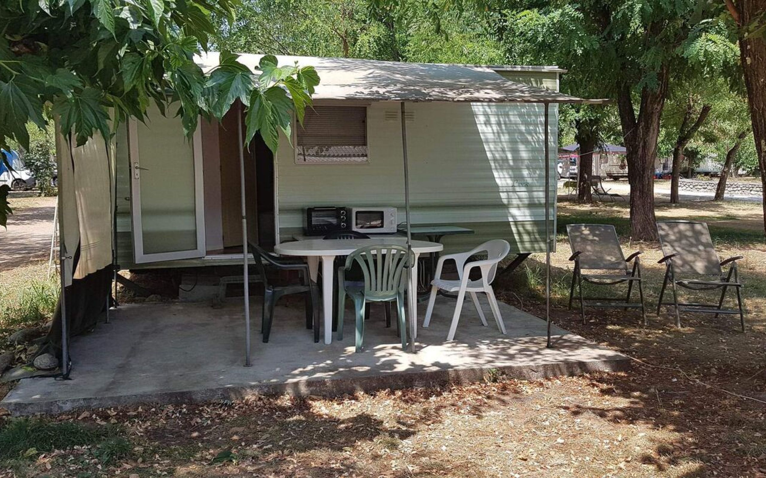 location-emplacement-camping-ardeche-12